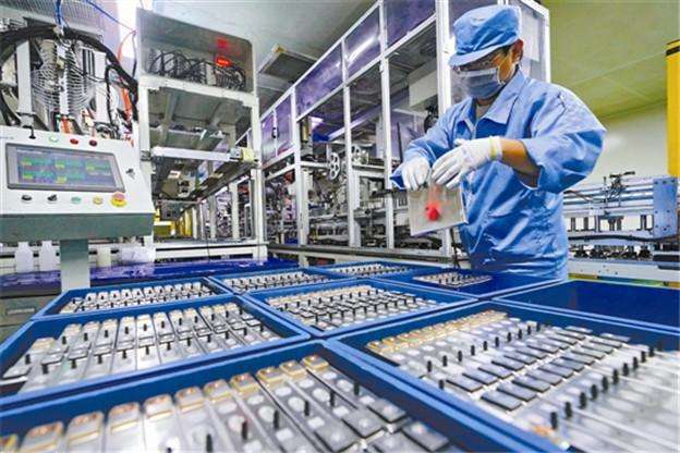 擬投資15億元建設(shè)硅碳負(fù)極、添加劑等鋰電材料項(xiàng)目